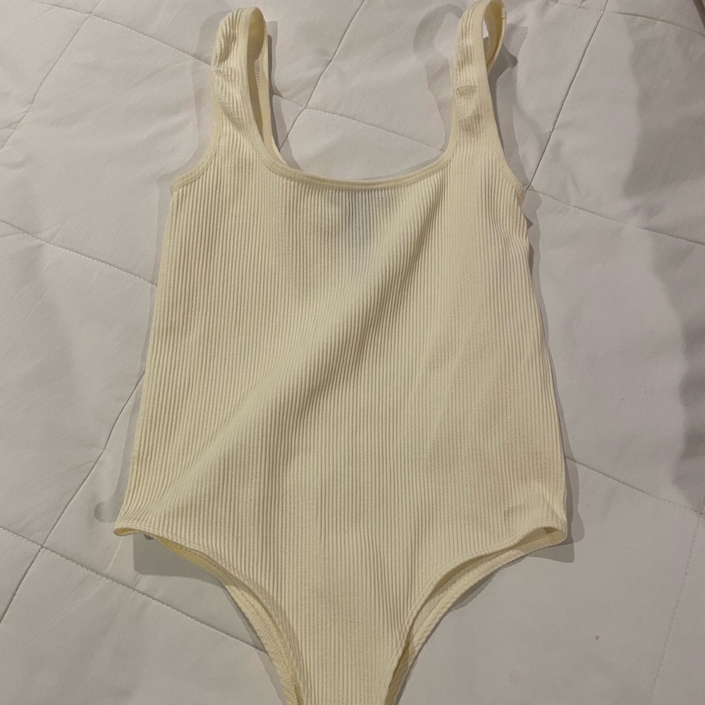 NEW Forever 21 > Bodysuit